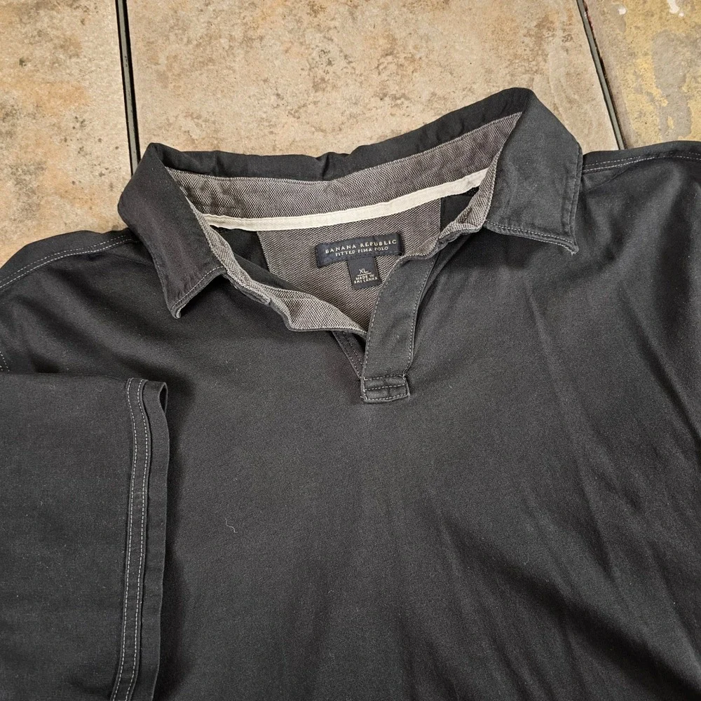 Banana Republic Fitted Pima Polo Mens XL Black Short Sleeve Collared V-Neck